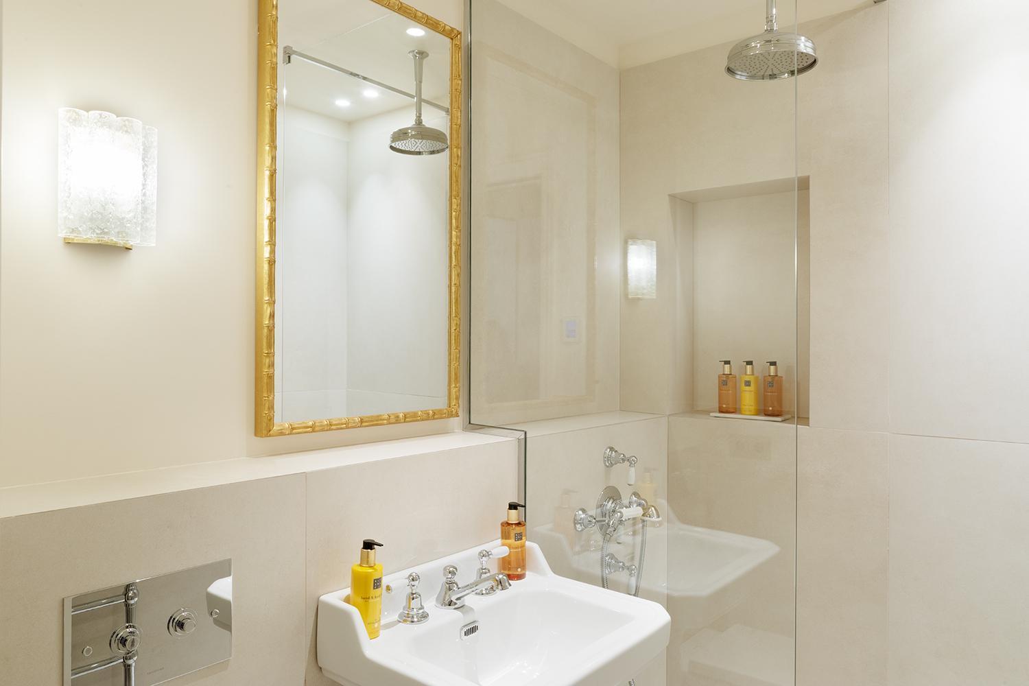 Pick A Flat'S Apartements With Services In Louvre - Rue Des Halles Paris Exterior photo