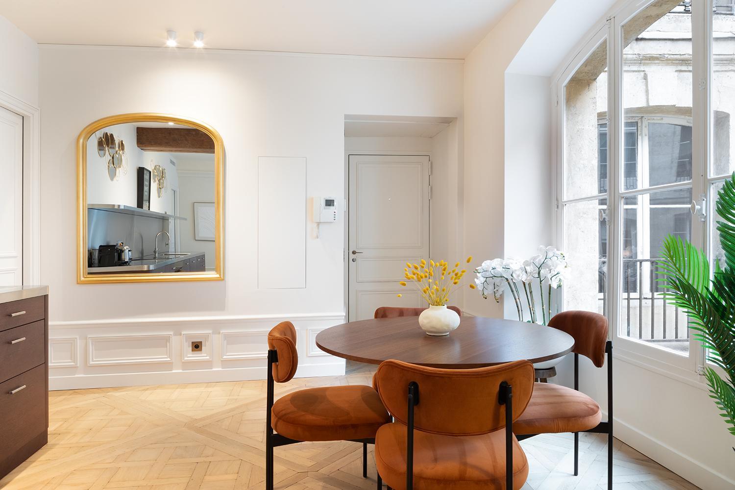 Pick A Flat'S Apartements With Services In Louvre - Rue Des Halles Paris Exterior photo