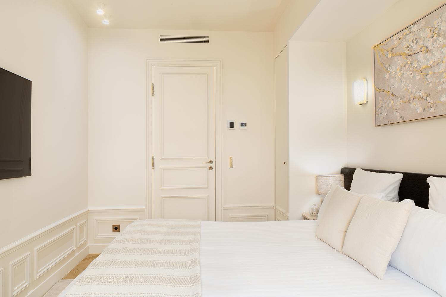 Pick A Flat'S Apartements With Services In Louvre - Rue Des Halles Paris Exterior photo